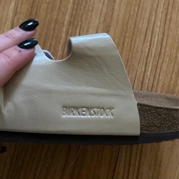 Birkenstock Gold Three Strap size 40 - Picture 2 of 4